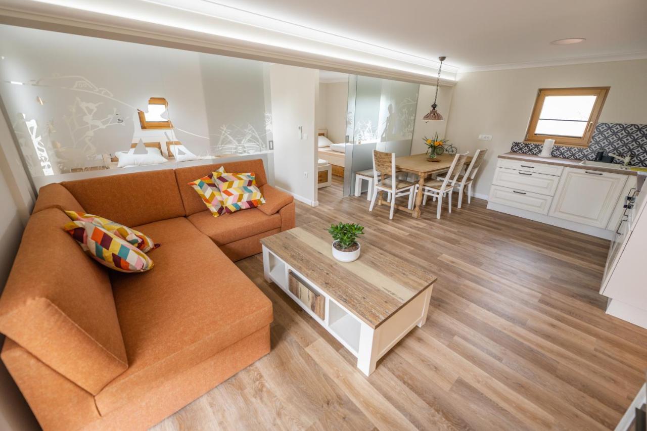 Holiday Home Virida, App Leopold III Ivancna Gorica Ngoại thất bức ảnh