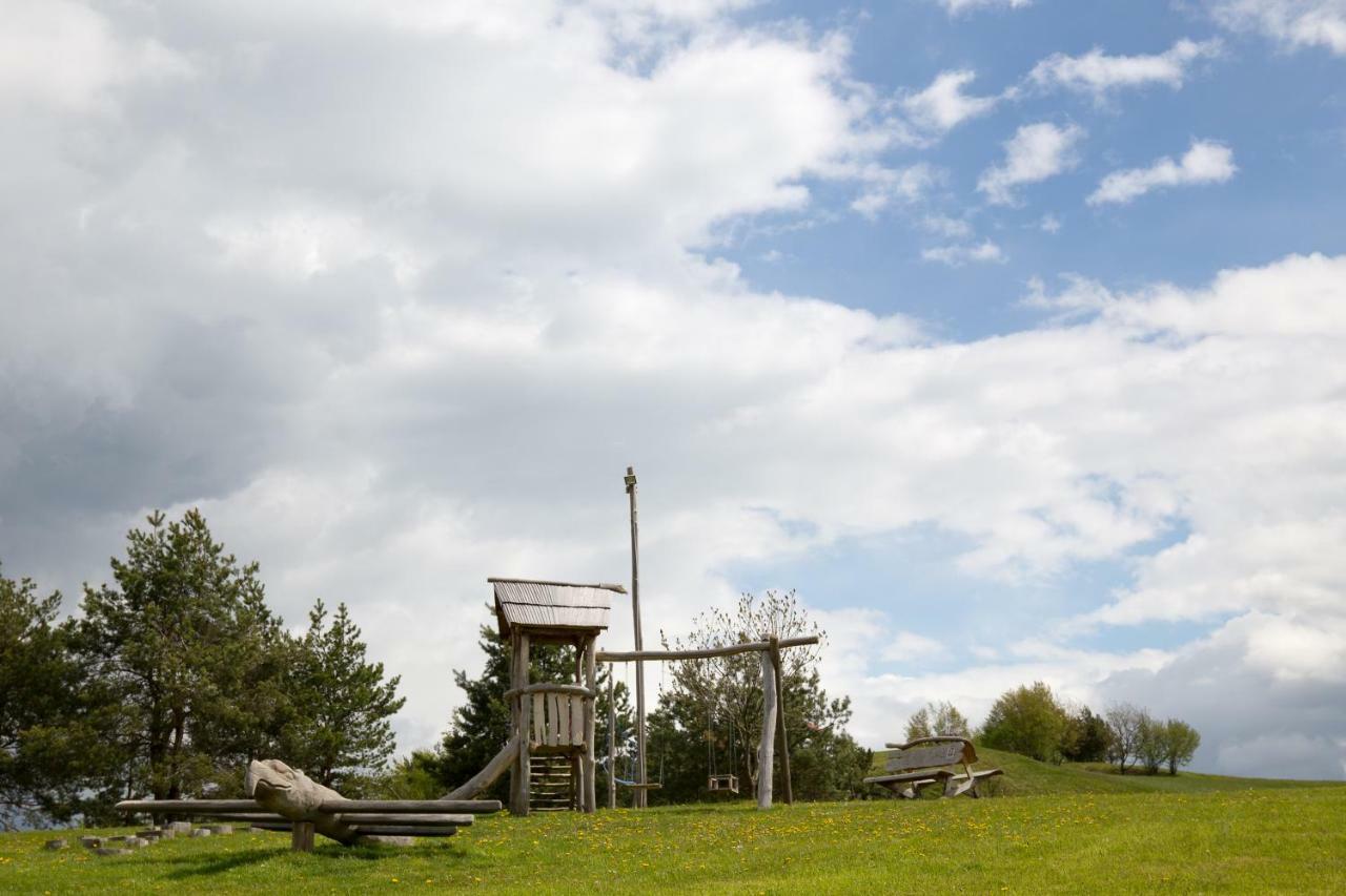 Holiday Home Virida, App Leopold III Ivancna Gorica Ngoại thất bức ảnh